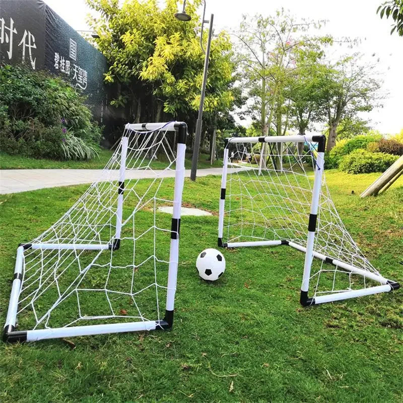 2-in-1 Mini Fußballtor – Klappbares Netz mit Pumpe für Kinder, ideal für Indoor- und Outdoor-Spiele und Sporttraining.